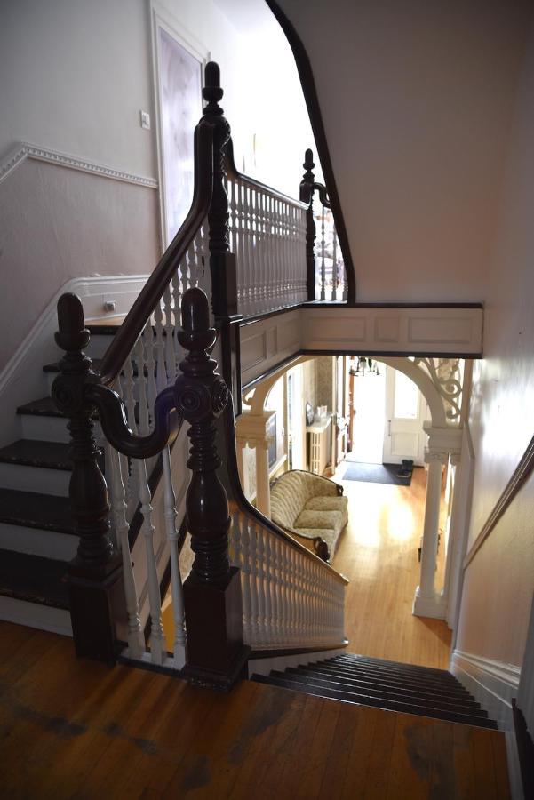 De La Visitation Guest house *